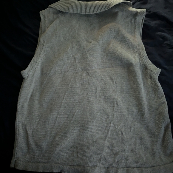 Bechamel Christmas Sweater Vest - Picture 10 of 10